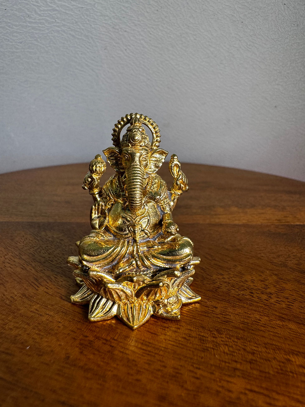 Thumbnail: Ganesha Sitting On Kamala Peeta - Prasiddh idols presents Panchaloha idol 