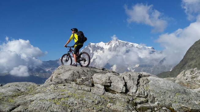 transalp-e-bike-tour-del-monte-rosa-177.jpeg