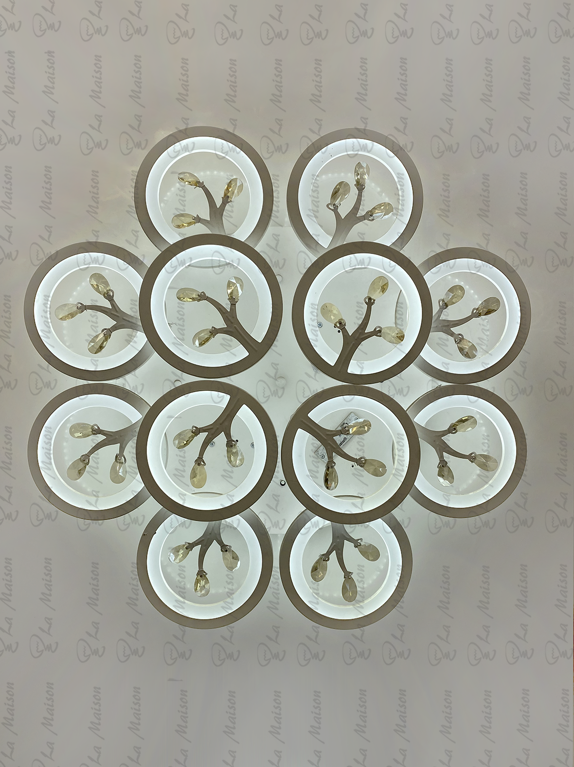 نجفة مودرن ليد لطش 3 اضاءة 12 ذراع+usp + bluetooth