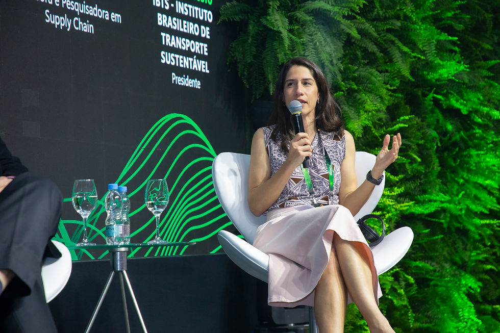 Joice Ribeiro Giacon, professora da FGV EAESP;