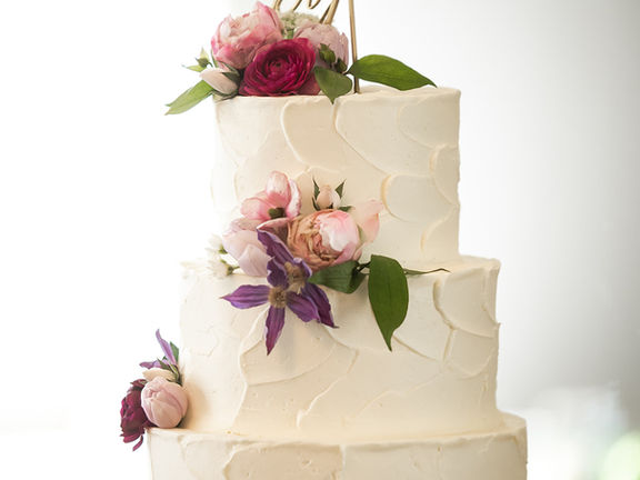 Wedding Cakes  |  To Save or Not to Save the Top Tier... that is the Question!