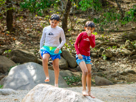El río, las risas y la infancia: nuestro tradicional paseo del Día del Niño