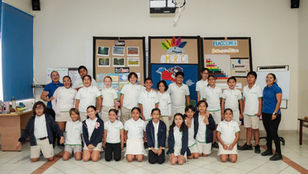 ¡El brillo del éxito en las manos de 5°P-B!