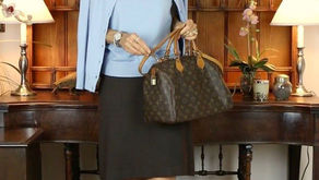 che-sia-benedetta-la-moda-gonna-corta-over-50