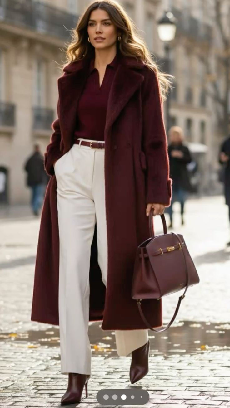 che-sia-benedetta-la-moda-cappotto-bordeaux