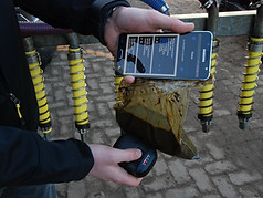 Drijf en drog mest scannen met NIRS handscanner