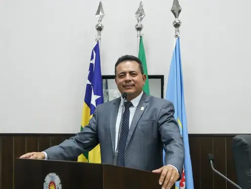 Paulinho Cabeleireiro propõe melhorias no Restaurante do Bem do Jardim Ingá