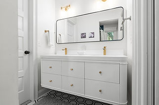 JJ bath 1 smaller.jpg