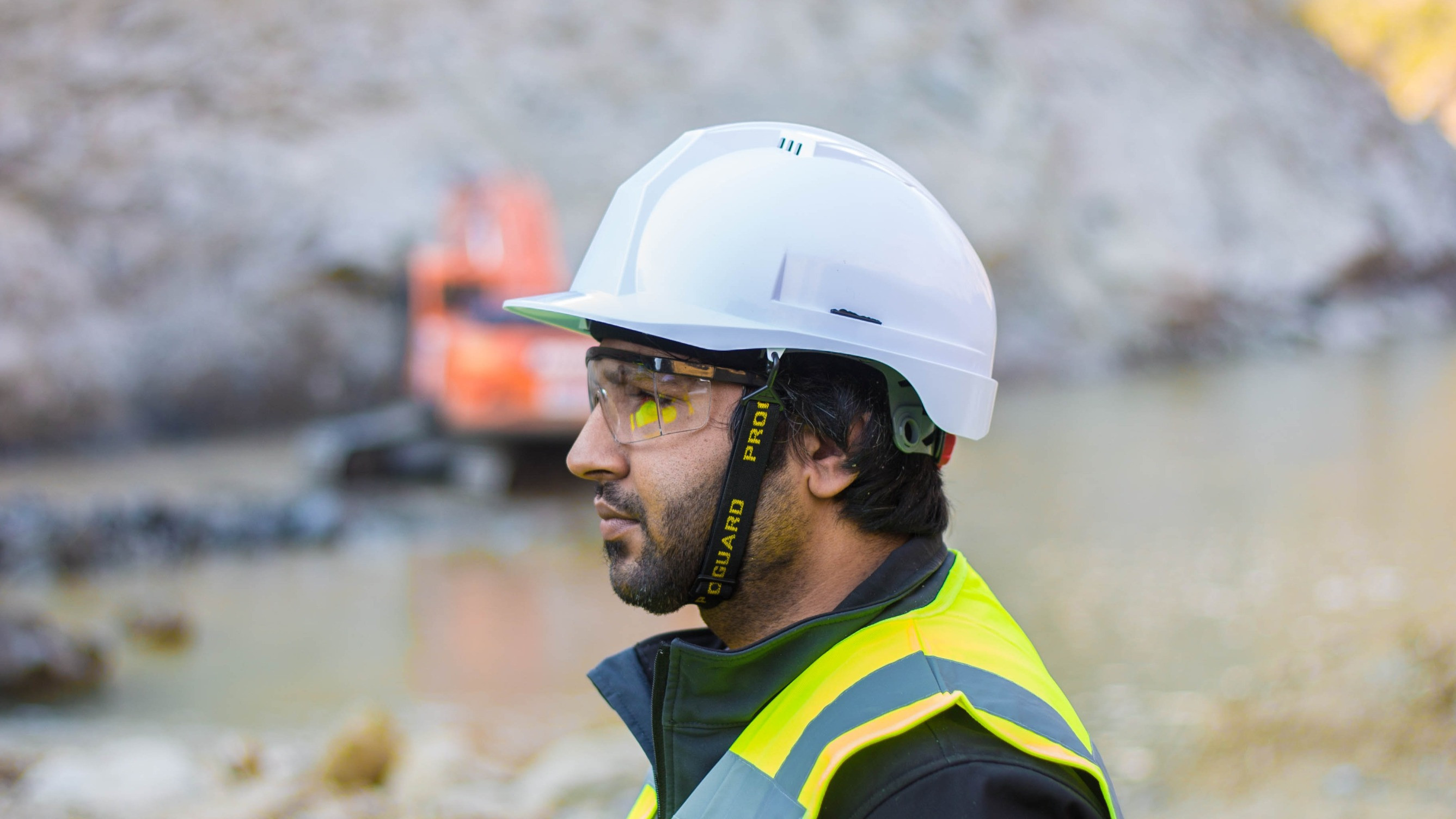 Workwear for the Construction industry│Direct Corporate Clothing