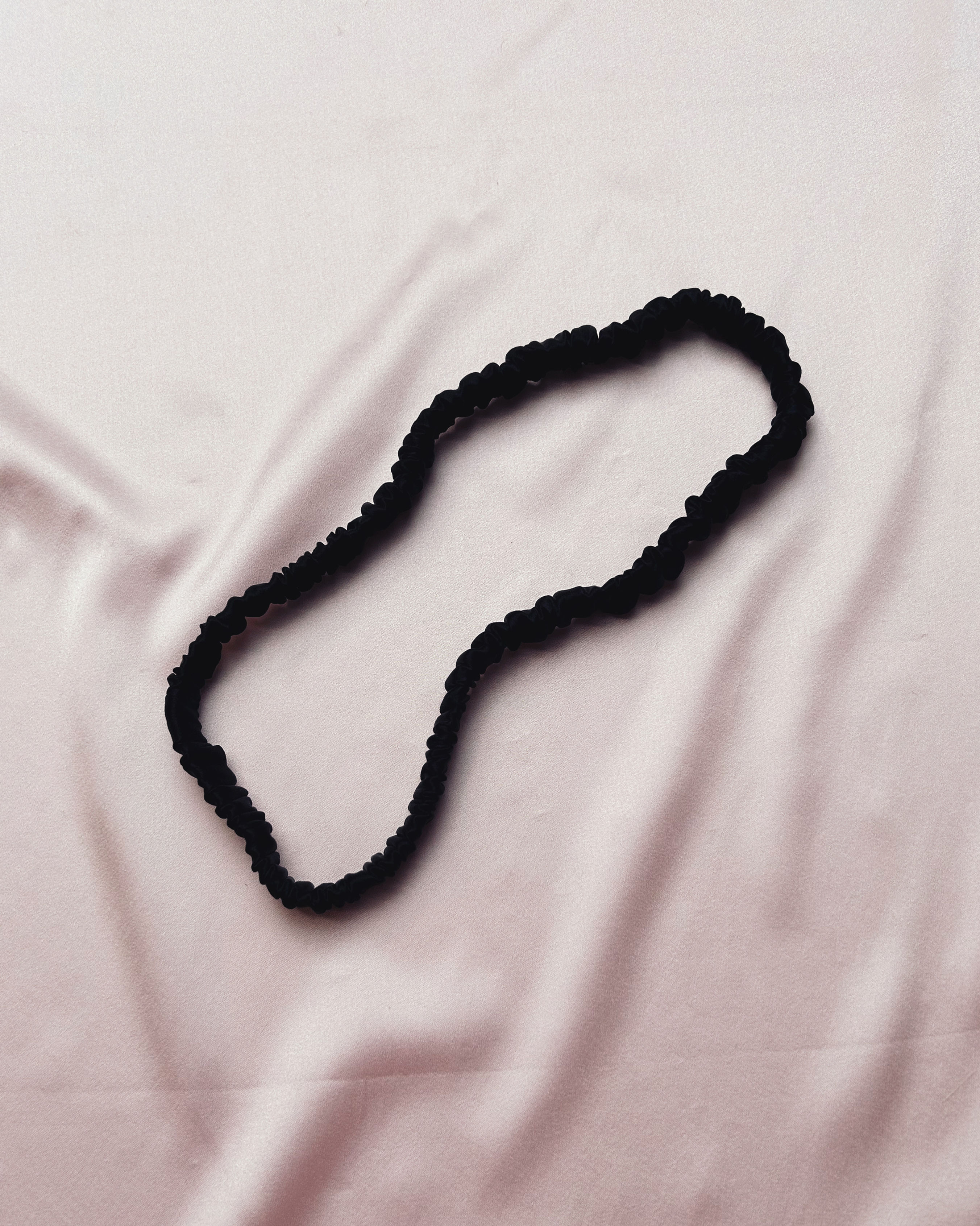 Super Seconds Onyx Silk Spa Headband
