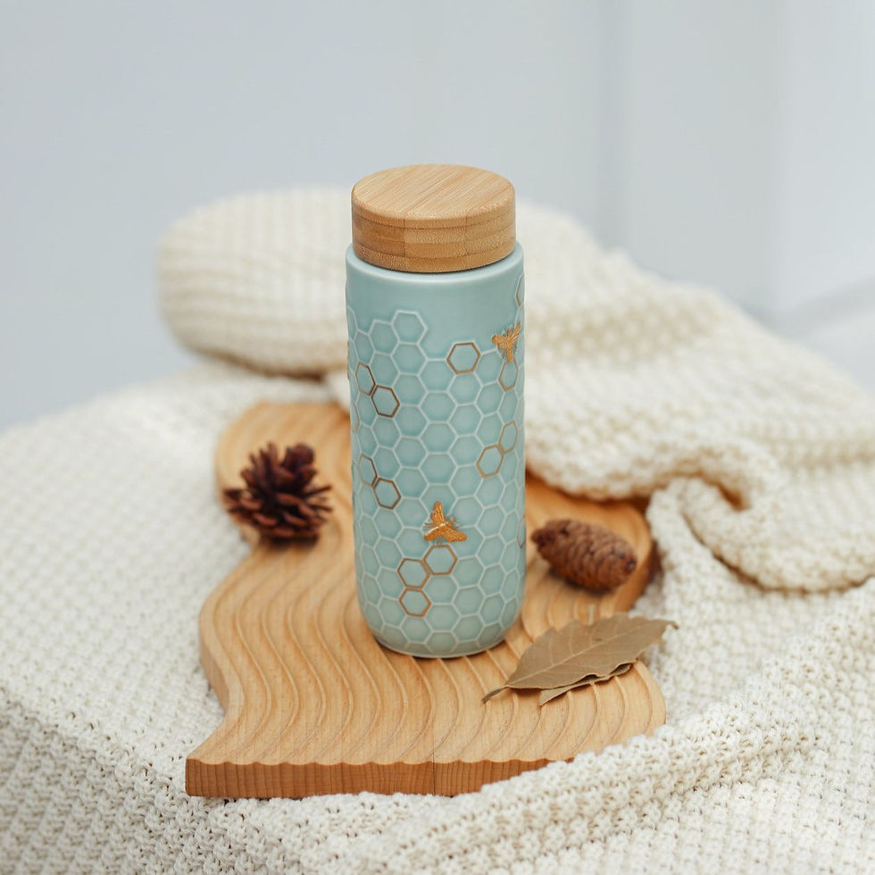 Thumbnail: Honey Bee Travel Mug / Gold 16 oz