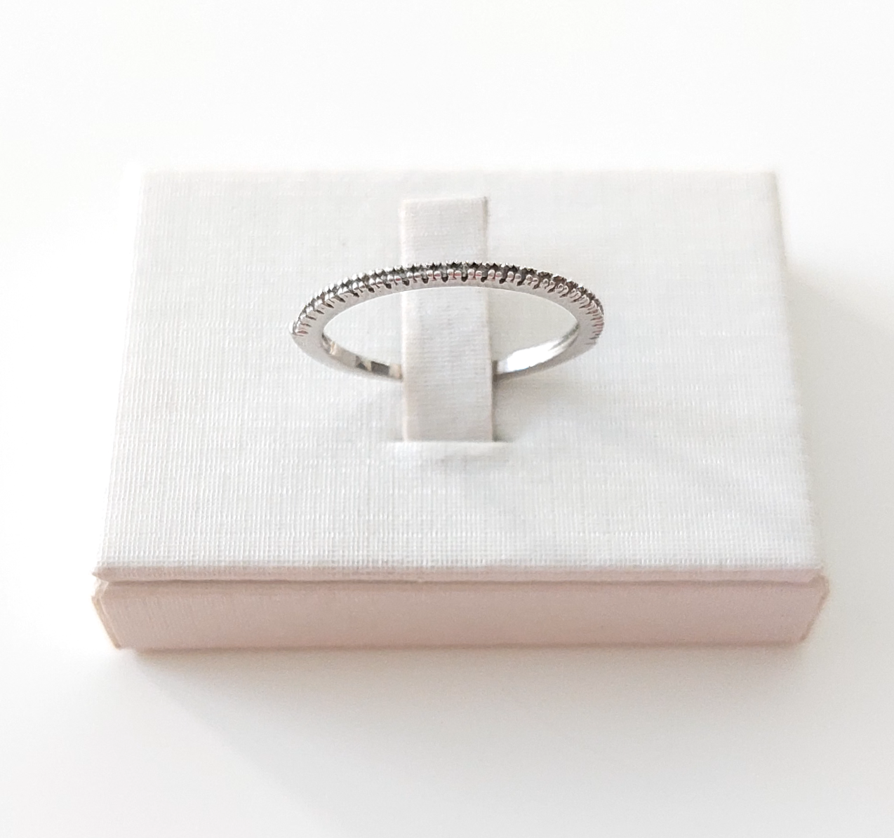 Anel Meia Aliança Cristal