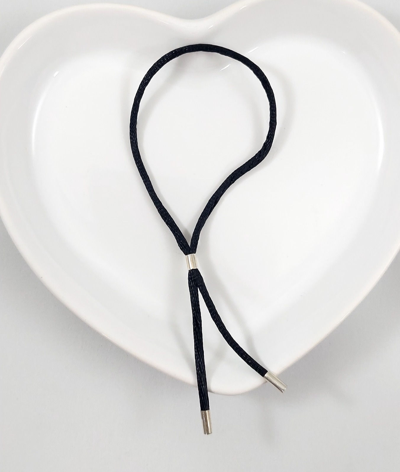 Pulseira de Cetim Preta - Gravatinha