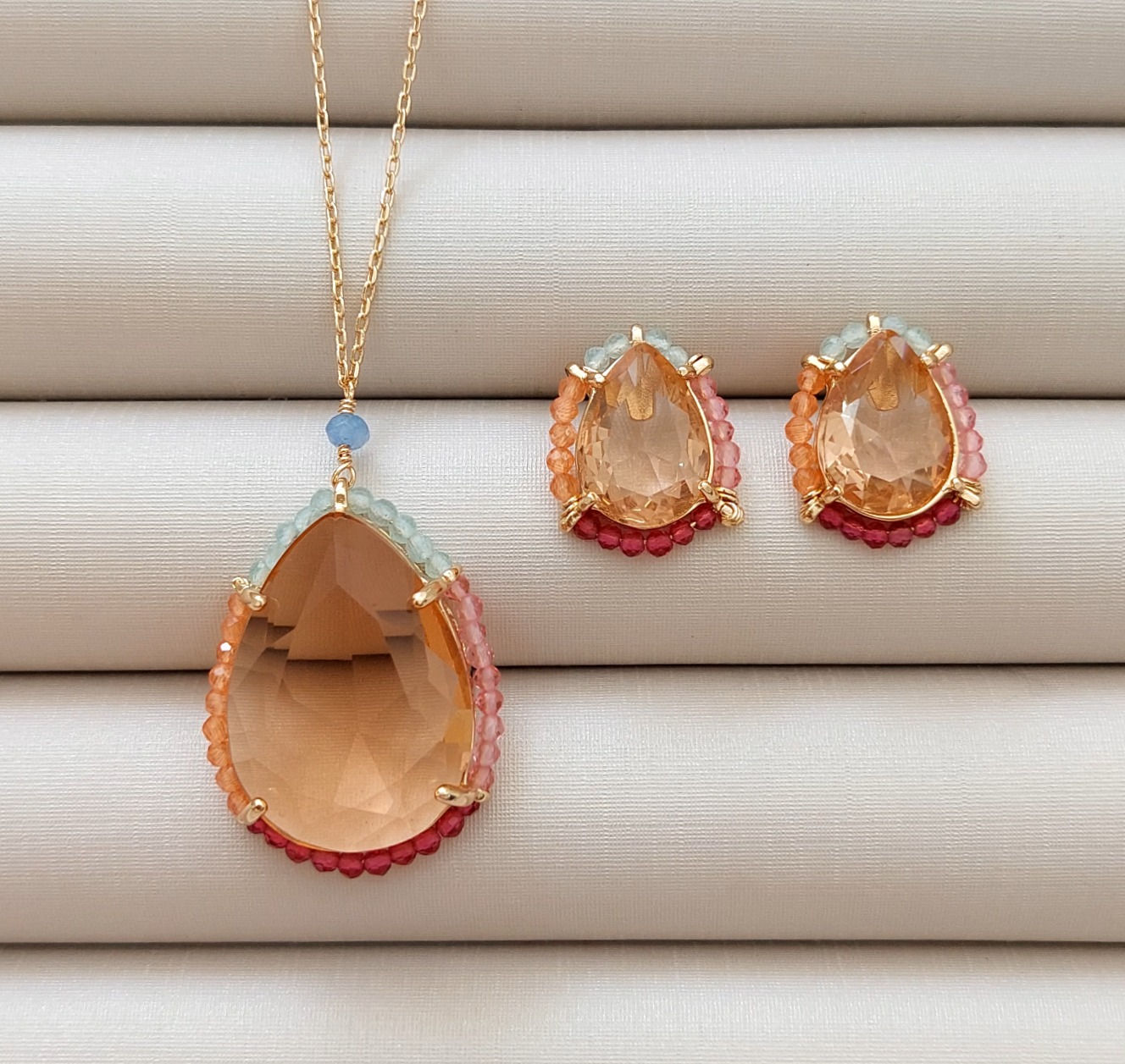 CONJUNTO GOTA MORGANITA