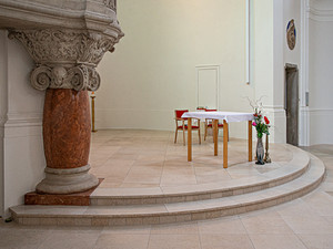 Spitalskirche Speißing in Wien
Material: Kanfanar
Oberfläche: sandgestrahlt & gebürstet