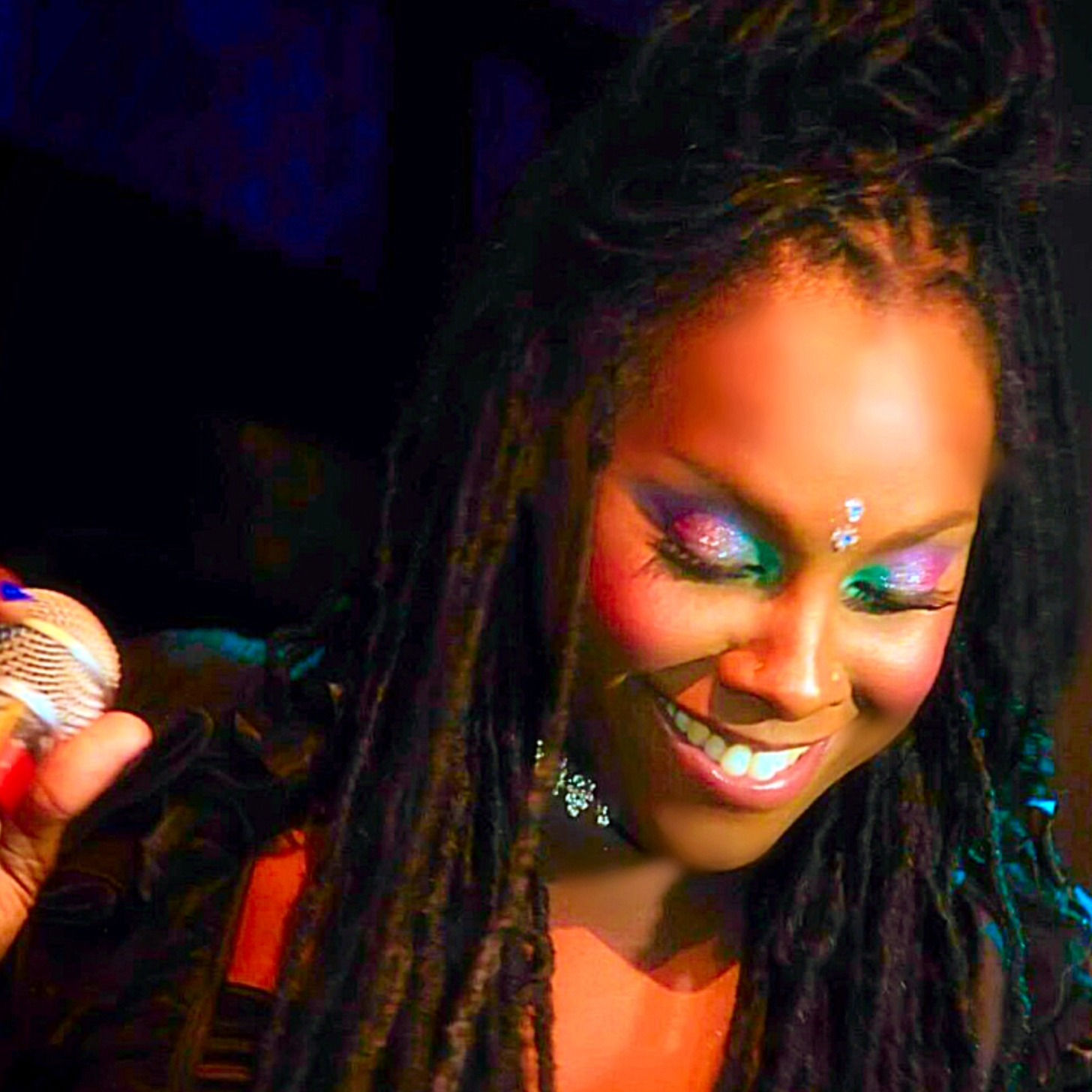 ROCKING AROUND THE CHRISTMAS TREE - EP