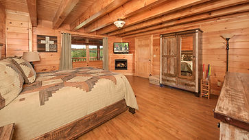 Sunrise Ridge 2018 0612 Bedroom 1 A.jpg
