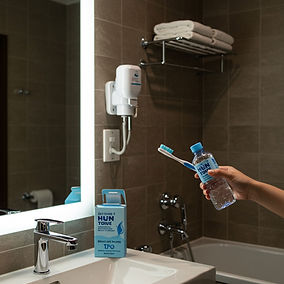 thailand-brushing-teeth