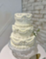 3-tier Lambeth Piped Cake