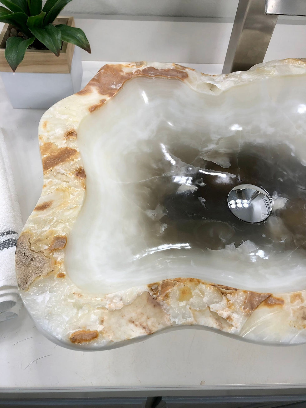 Thumbnail: Onyx Sink Rustic Natural Stone