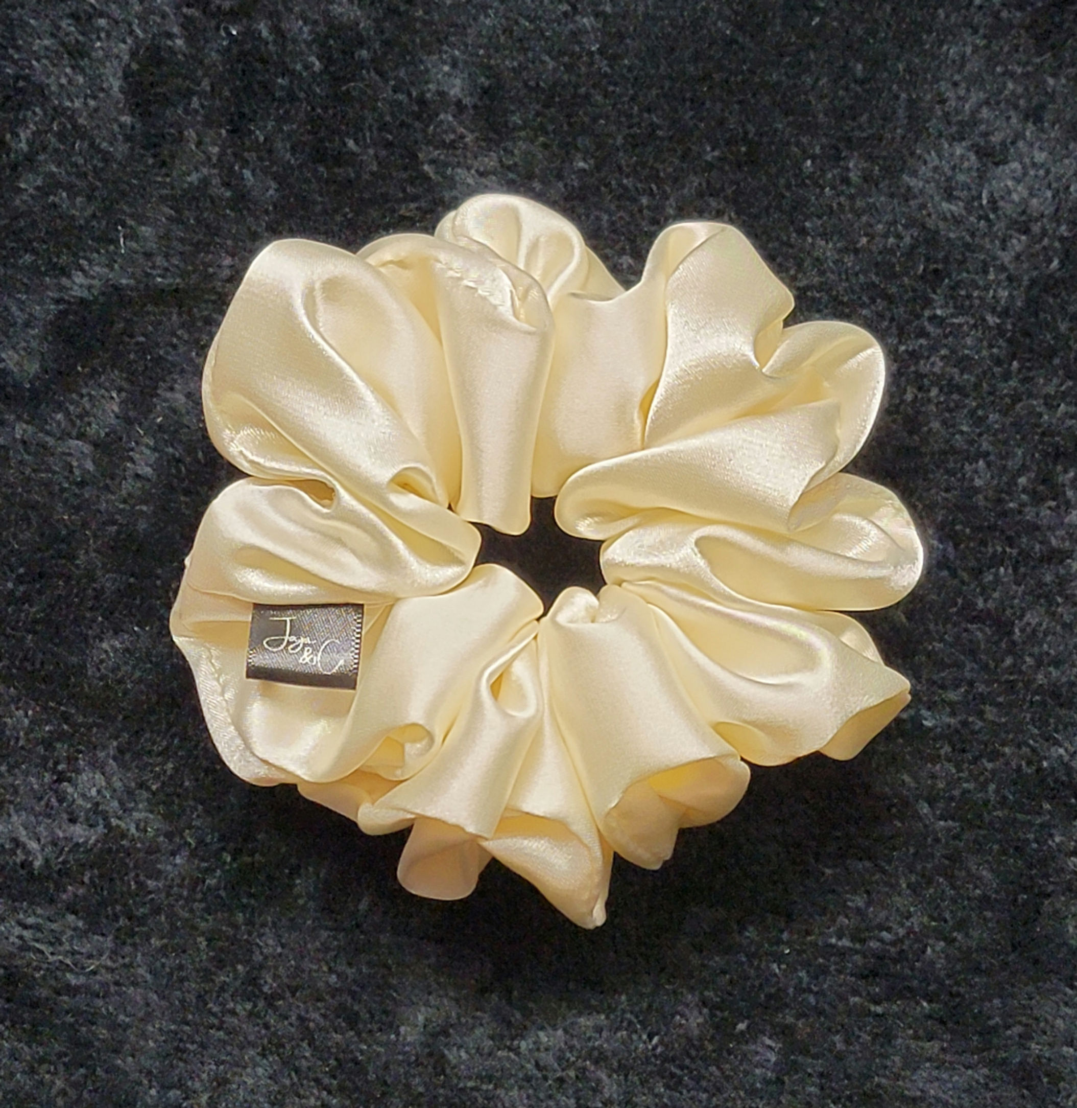 Satin Banana split