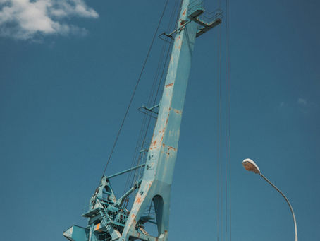 Floating Cranes in Ports: Core Equipment for Maritime Logistics Hubs