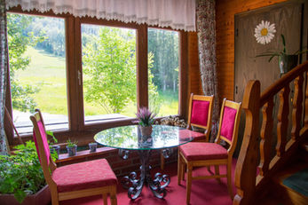 Almtal Hotel öffnet am 1. Juni wieder: Top Familienhotel & WALDNESS Resort