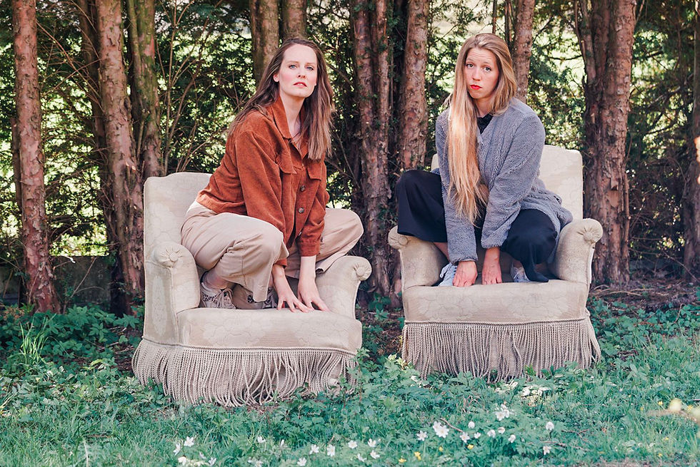 Jana & Laetitia.jpg