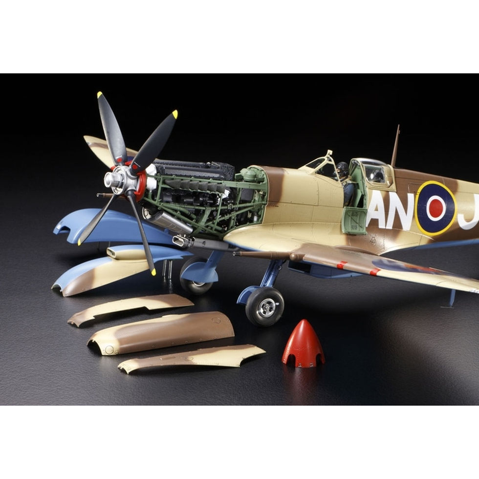 מטוס קרב בריטי 1/32 Supermarine Spitfire Mk.VIII – Tamiya 60320