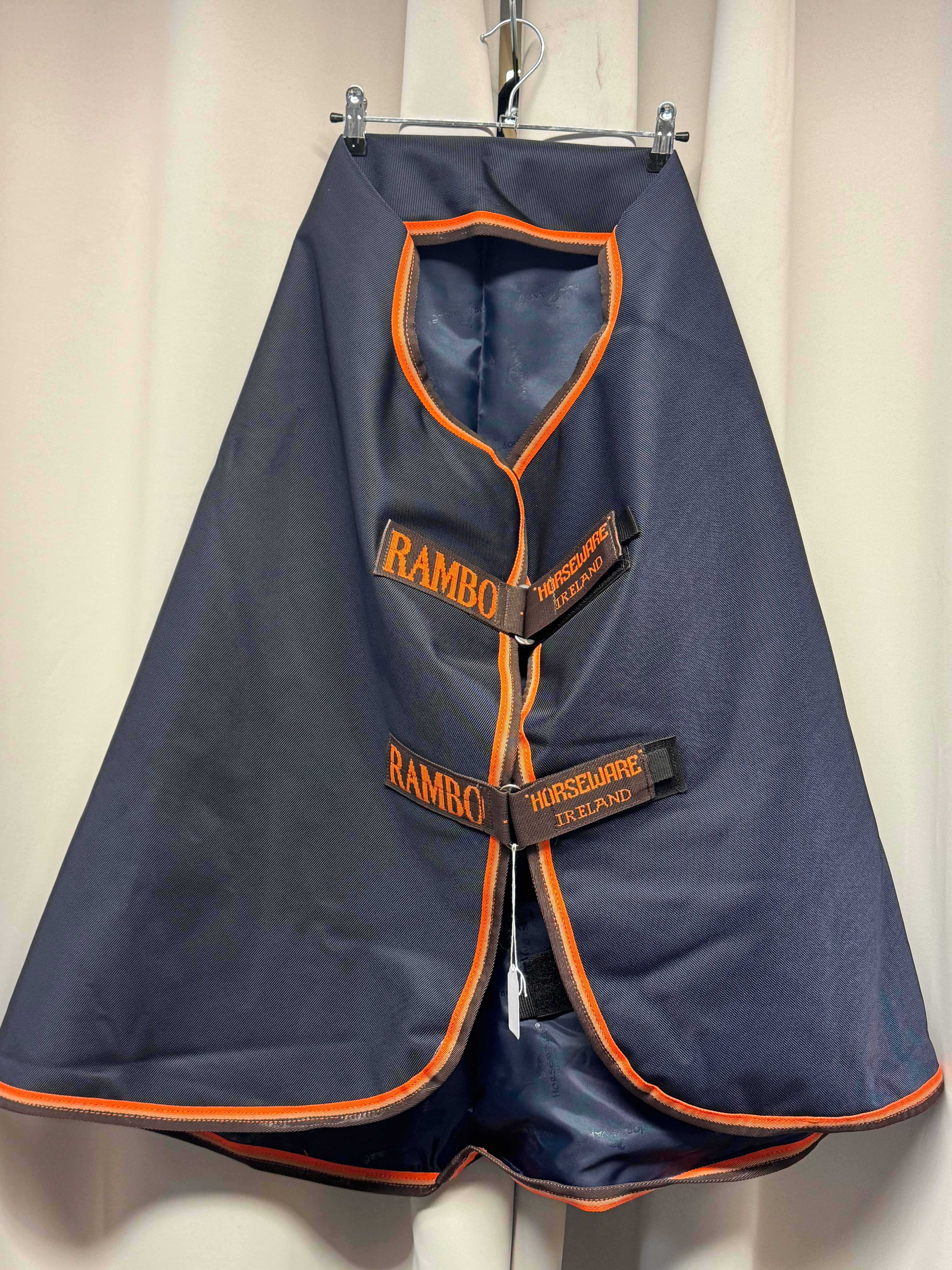 Hals till täcke Rambo 50gr  stl M