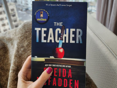 A professora (Freida McFadden)