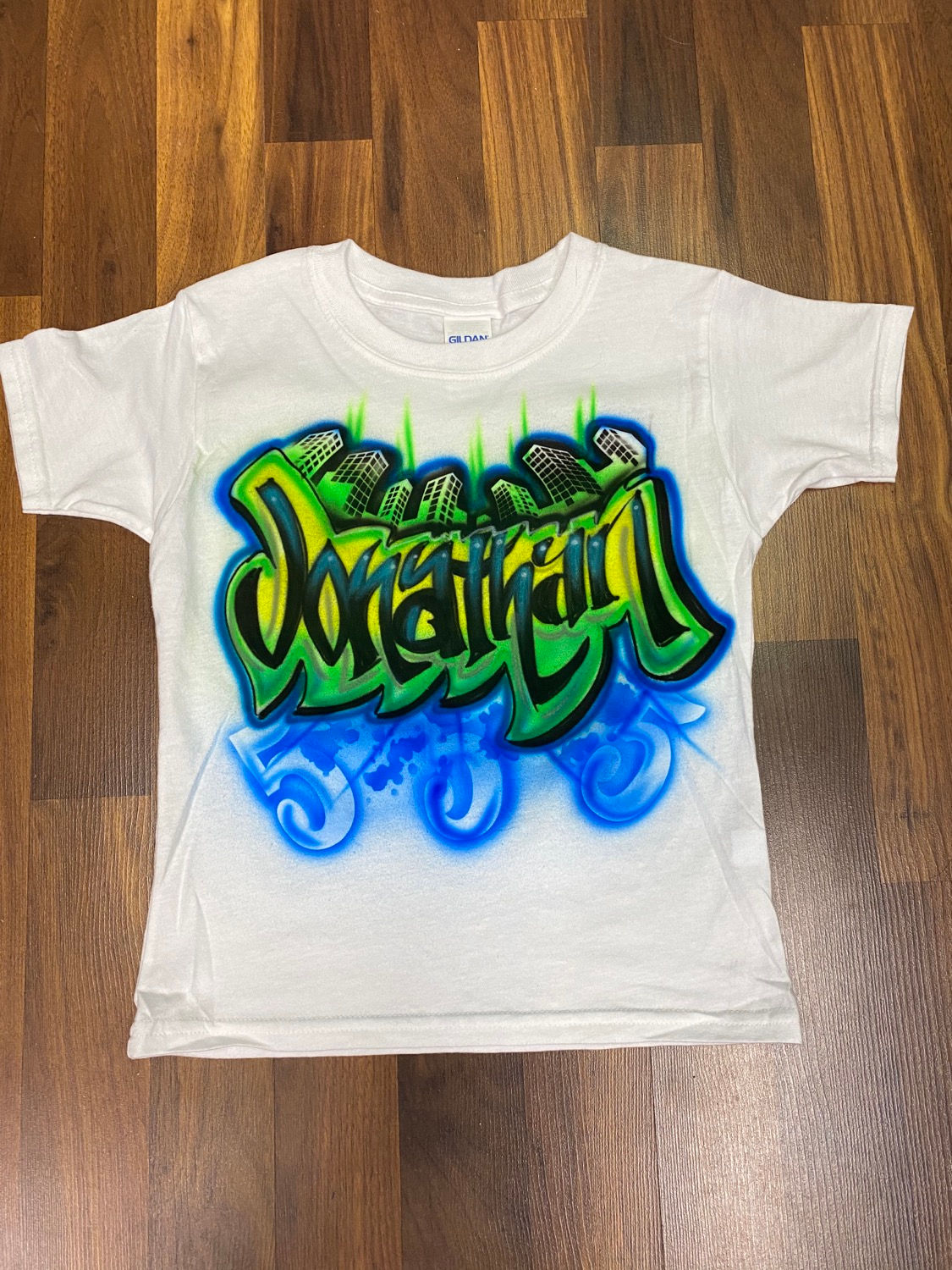 Graffiti airbrush shirt 