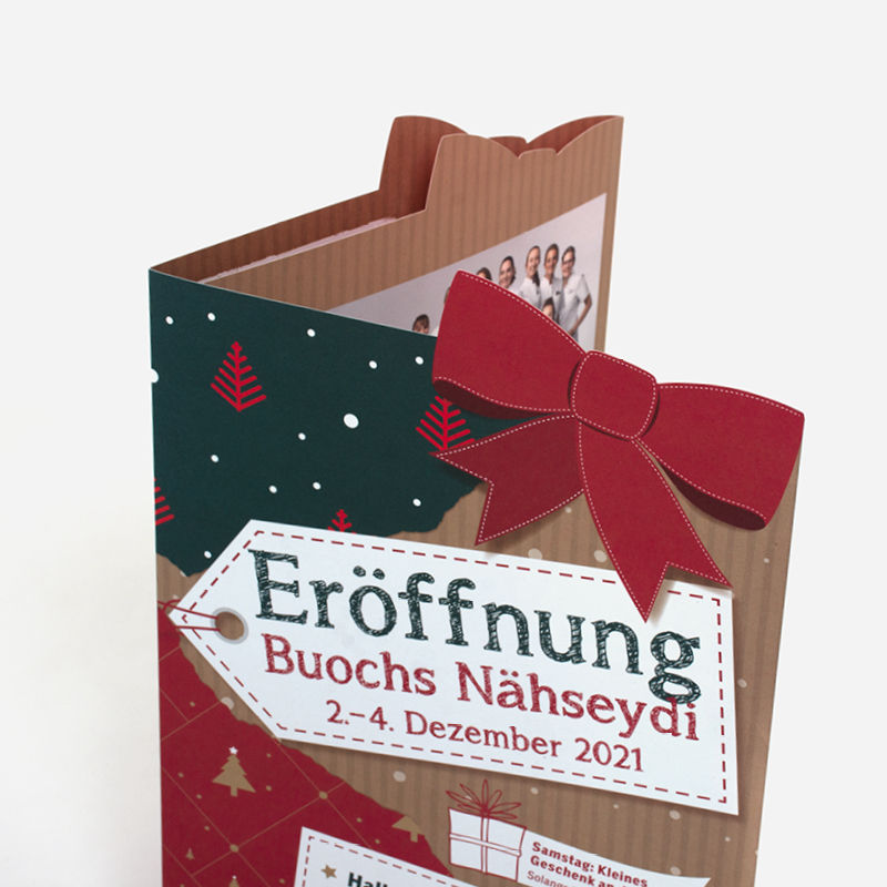 Gestanzter Faltflyer