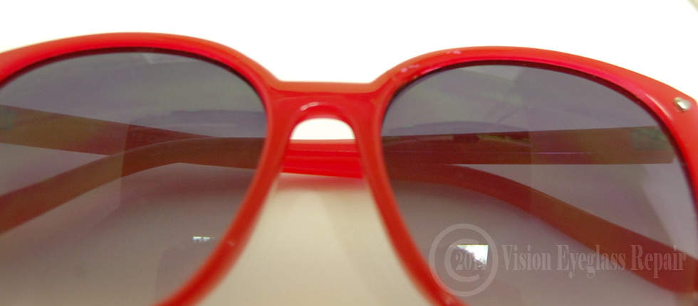 Thumbnail: Plastic Frame Broken Frame Body