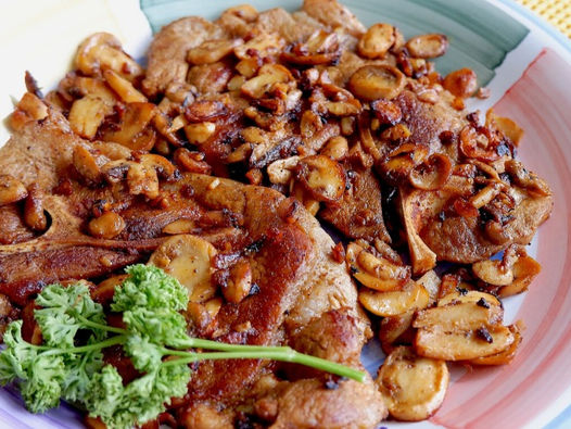 Pork Steak With Garlic Butter Mushroom