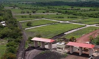 Vendo Terreno
Al Norte de la Ciudad
Rumbo a La Ordeñar
Salamanca, Gto.
Terreno dentro de Paisajes Naturales
Frente 10mts
Fondo 25 mts
250 M2
$350,000