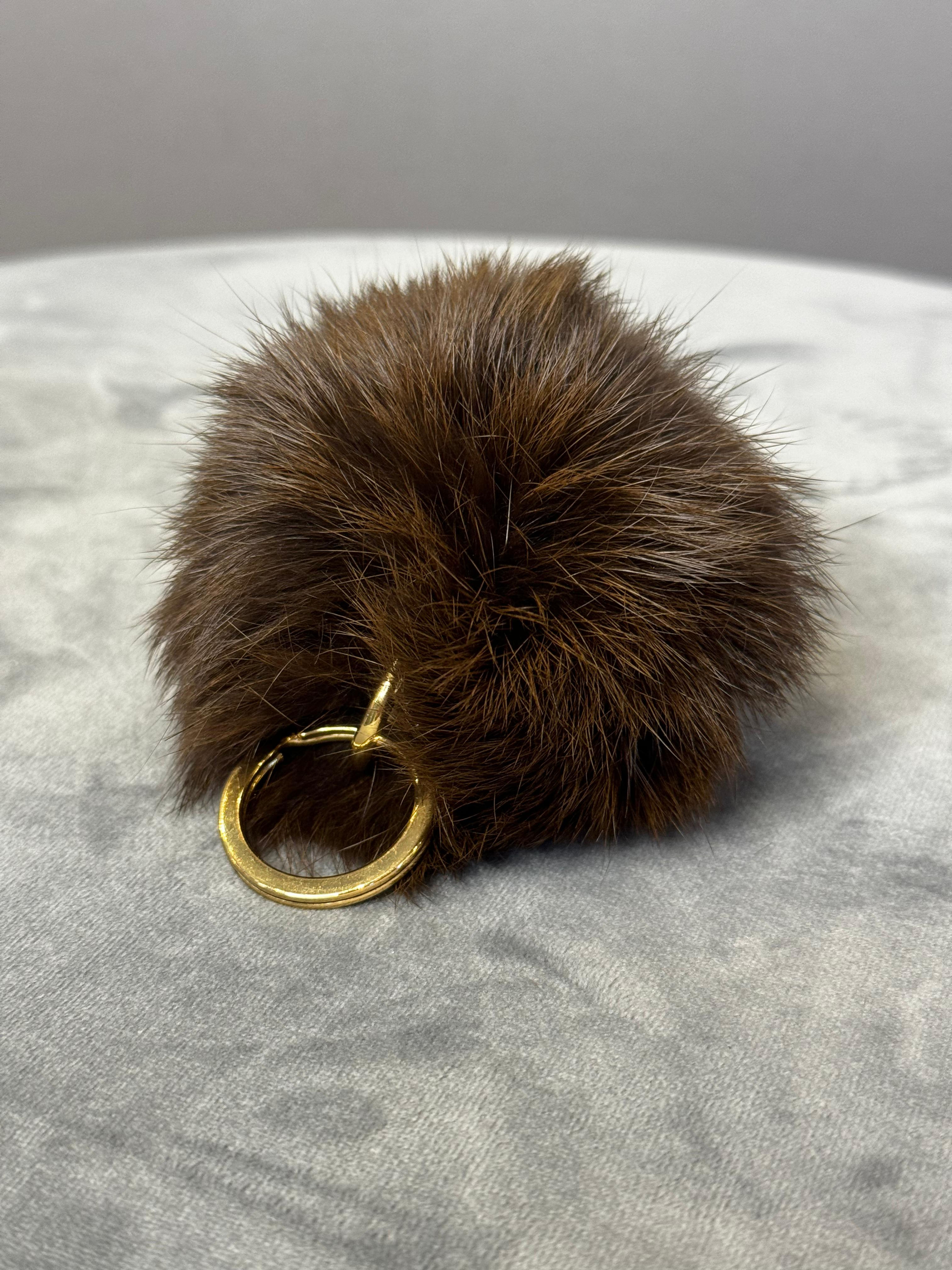 Chaveiros Pompom Pele