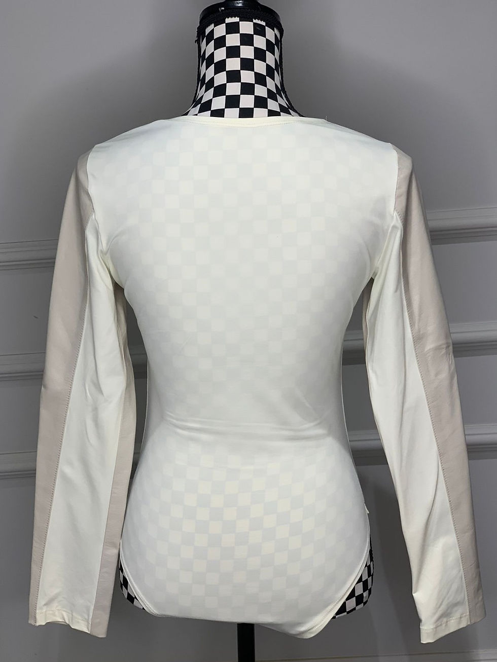 Miniatura: Body Gola Quadrada