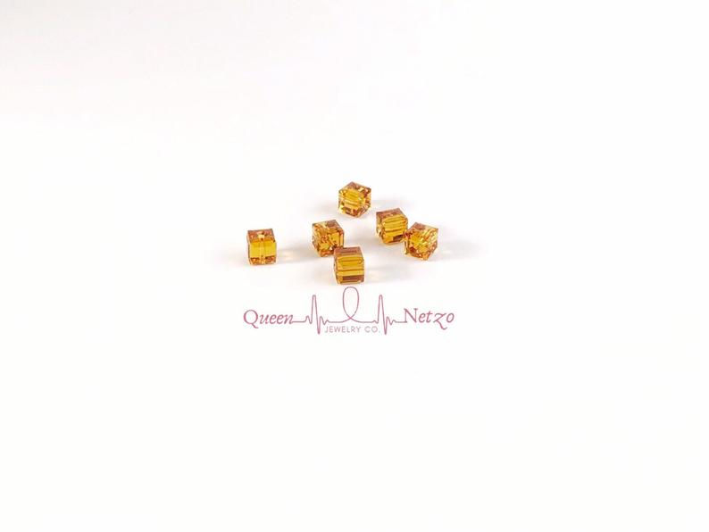 Thumbnail: NOVEMBER - TOPAZ (SS)