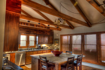 HDR 6 KITCHEN.jpg