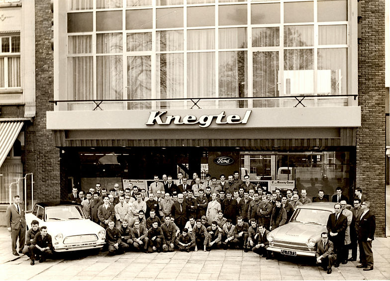 4.006b Personnel Opening Hill.jpg