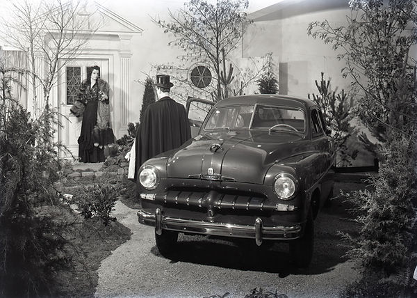 3.015 1950 - Showroom of Knegtel garage. The car is a Ford Vedette, produced from 1948.