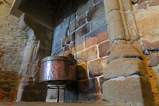 la marmite du donjon fort la latte.JPG