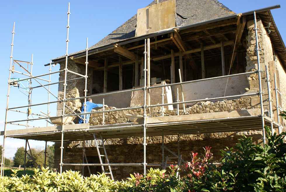 Restauration du pignon Ouest du manoir du Plessis Beaucé