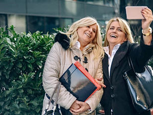 Amour interdit entre deux femmes qui s'aiment