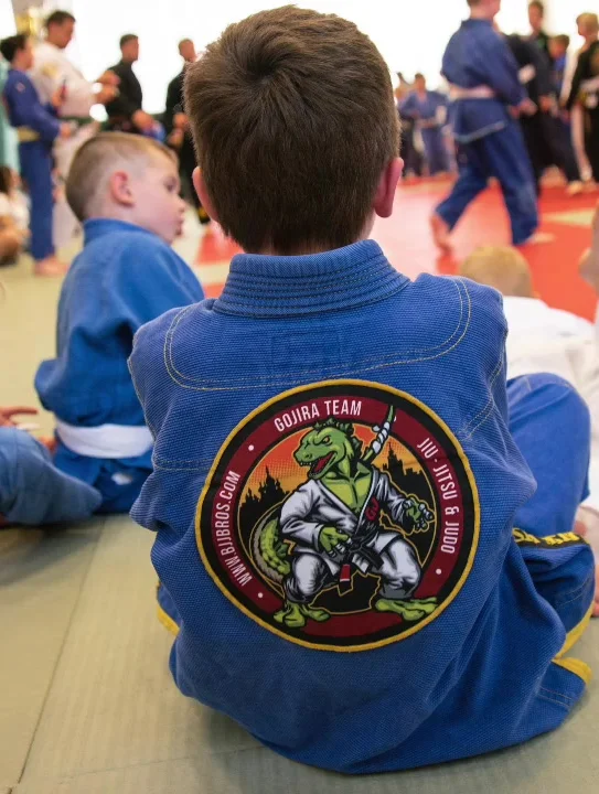 gojira jj dzhiu dzhitsu dlya detej i