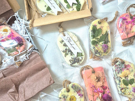 2 in 1 Wax Melt Sachet, Wardrobe Freshener, Natural Home Fragrance, Handmade Scented Gift, Essential Oil Wax Melts, Closet Sachet 50g