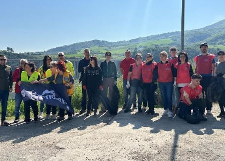 Solidarietà collettiva per la casa comune: Guardialfiera si unisce per il Clean-up del Lionsclub Larino e Plastic Free