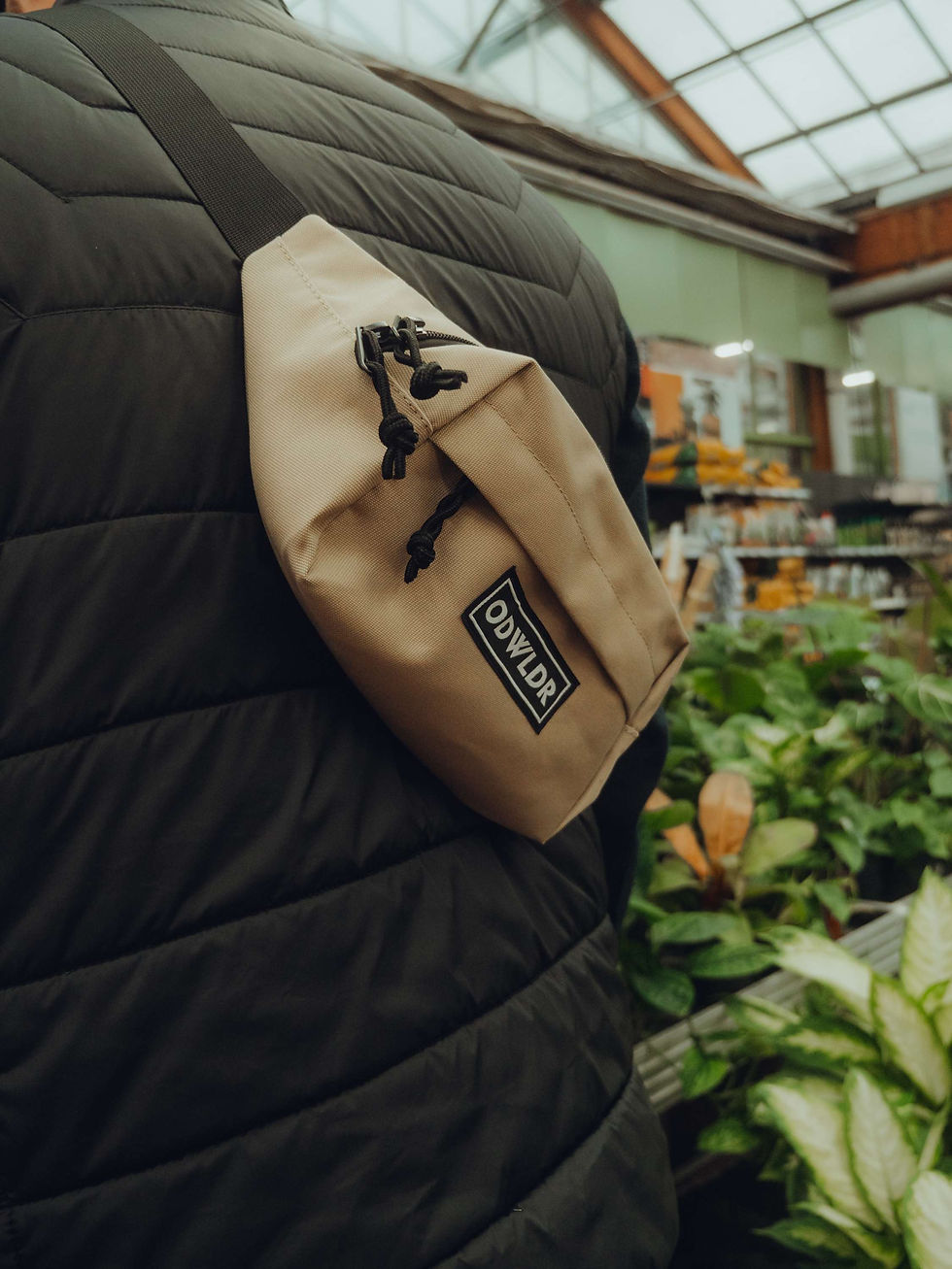 Miniaturbild: Beige ODWLDR Gürteltasche,  praktisch und stylisch.