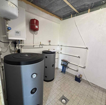 Kaisai 16kW õhk-vesi soojuspumba siseosa ja tarbevee süsteemid paigaldatud Uulus, Pärnumaal